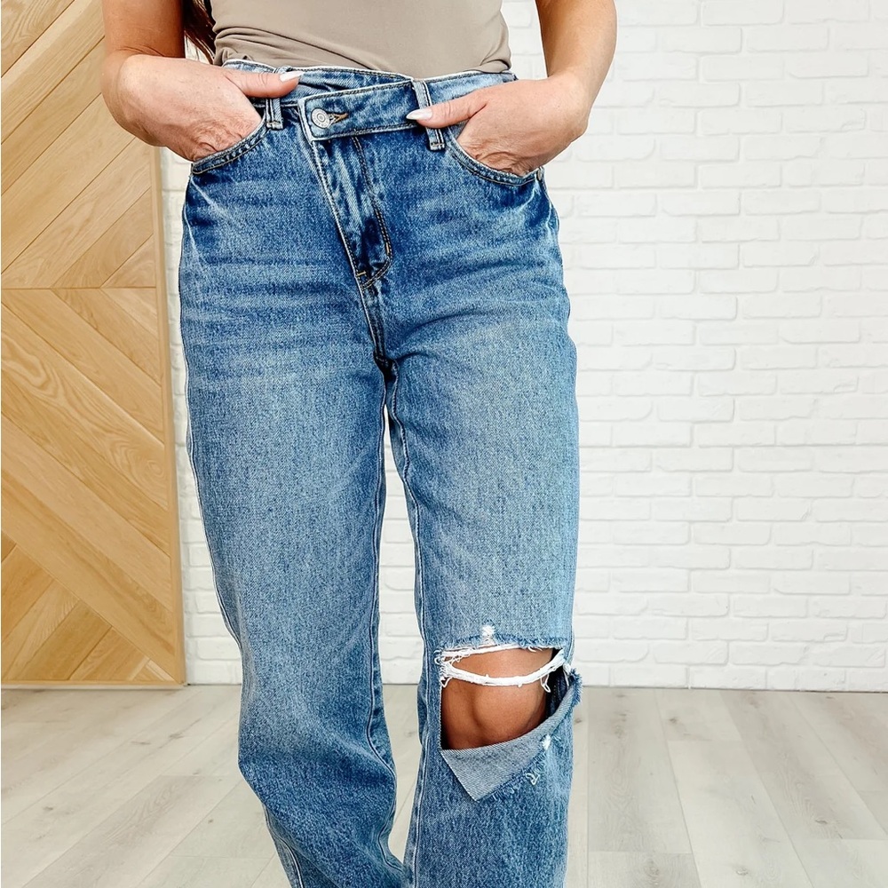 Judy Blue High Waist Rigid Magic Criss-Cross Waistband Dad Denim Jeans 88883